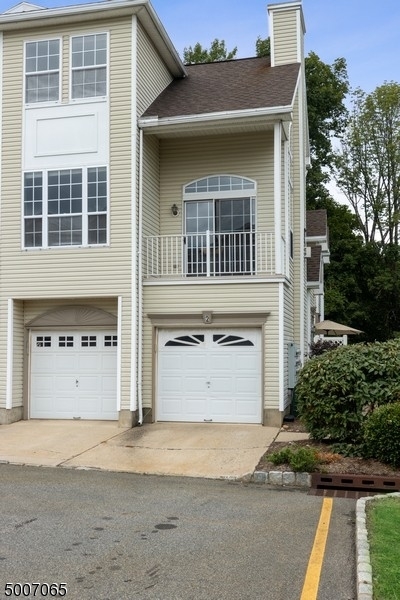 Rose Arbor - Residential