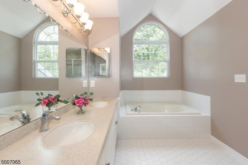 Rose Arbor - Residential