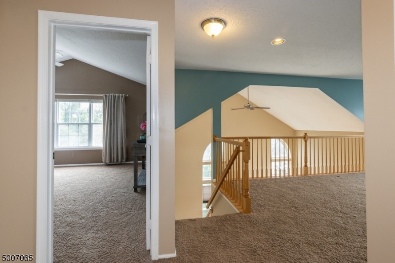 Rose Arbor - Residential