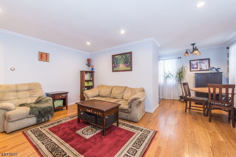 Valley Stream - Residential Lease