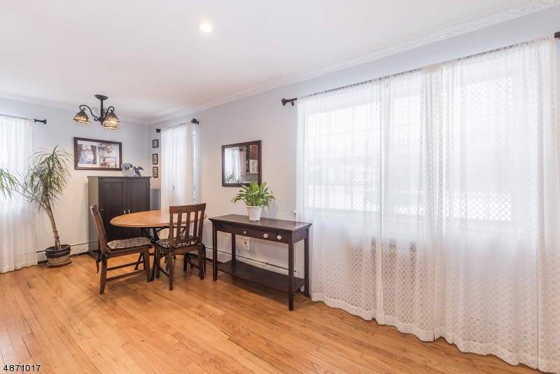 Valley Stream - Residential Lease