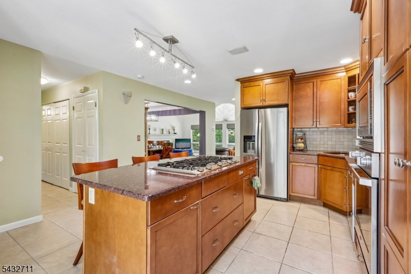 Wedgewood Knolls - Residential