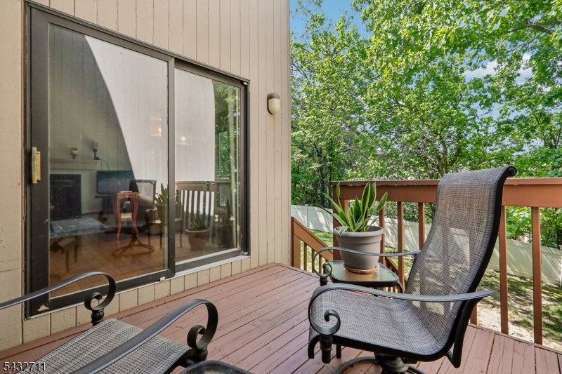 Wedgewood Knolls - Residential