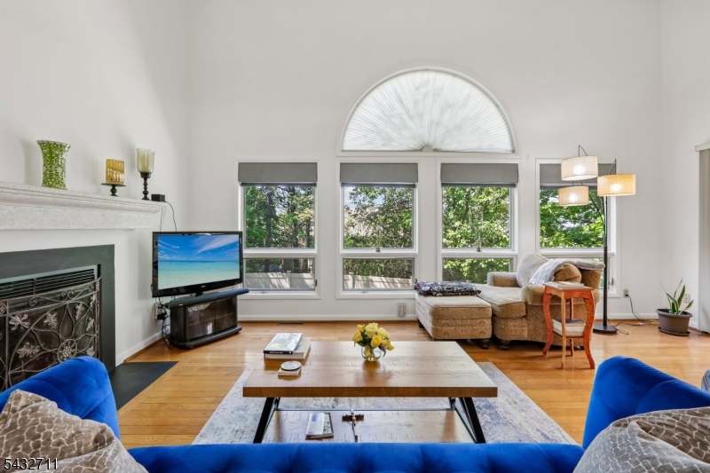 Wedgewood Knolls - Residential