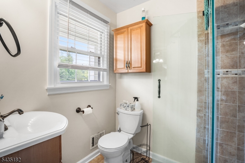 Ironia - Residential
