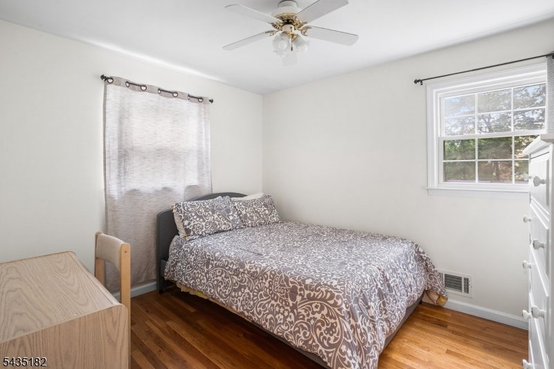 Ironia - Residential