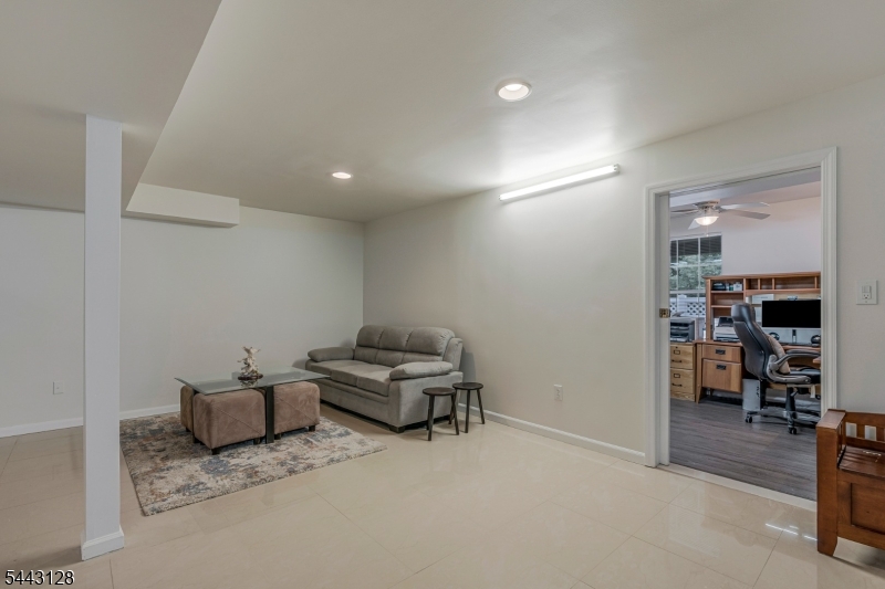 Stratton Meadows - Residential