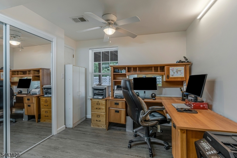 Stratton Meadows - Residential