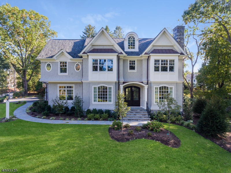 ROLLING HILL SECTION - Residential