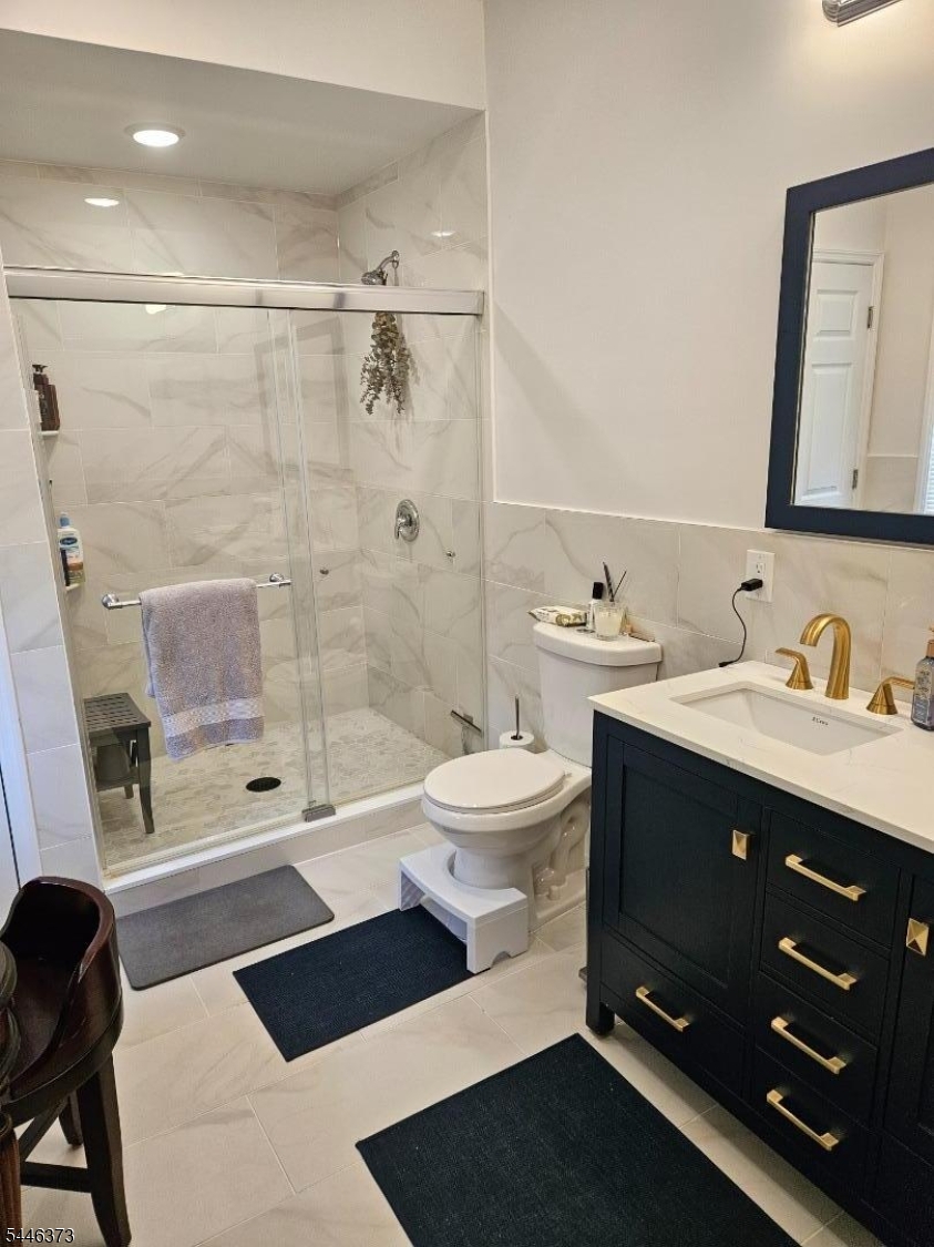 Mount Bethel - Residential Lease