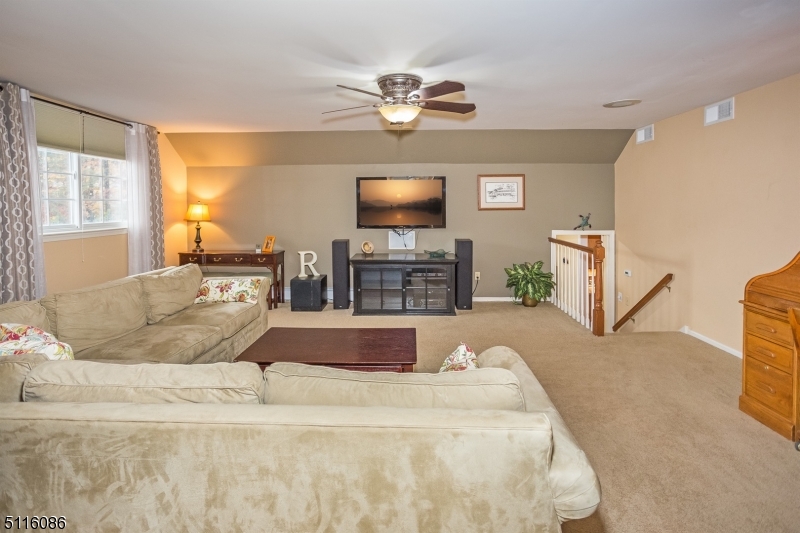 TRAILWOOD - Residential