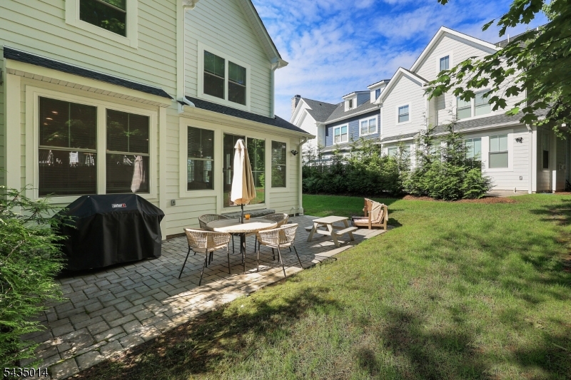South Street Commons - Residential