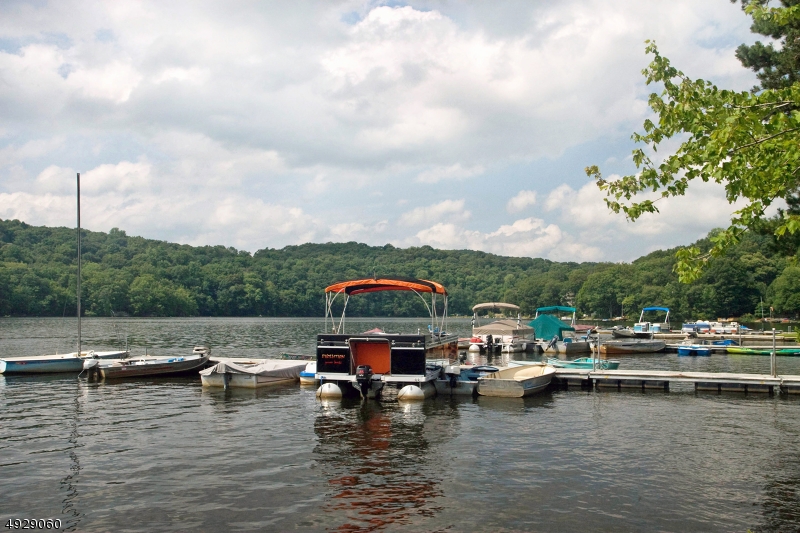 White Meadow Lake - Residential