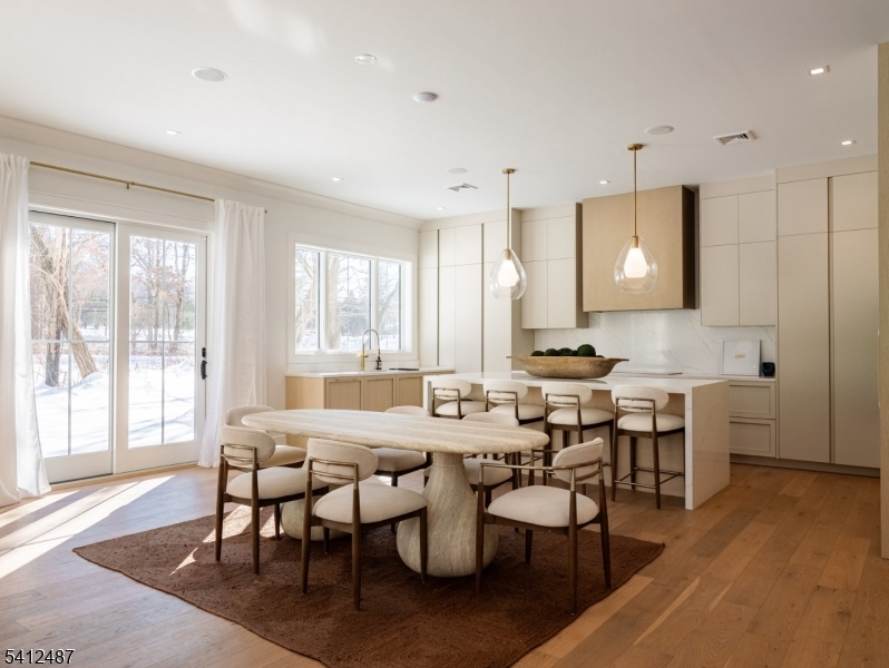 Upper Grande Rockleigh - Residential