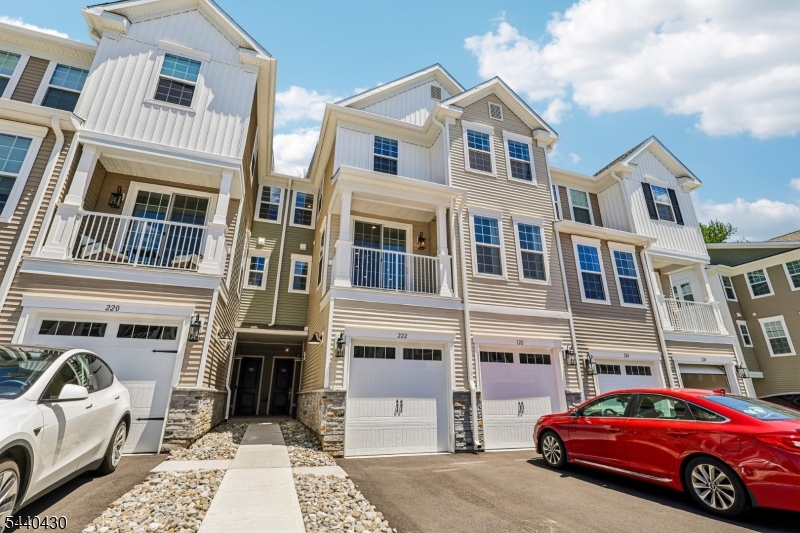 The Hills at Warren - Residential Lease