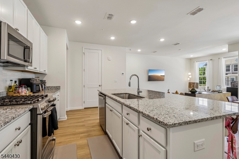 The Hills at Warren - Residential Lease