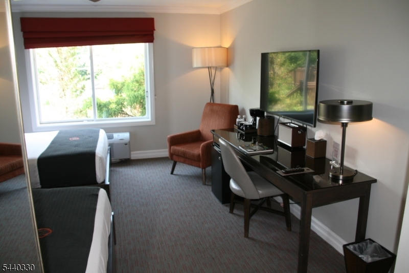Minerals Hotel - Residential