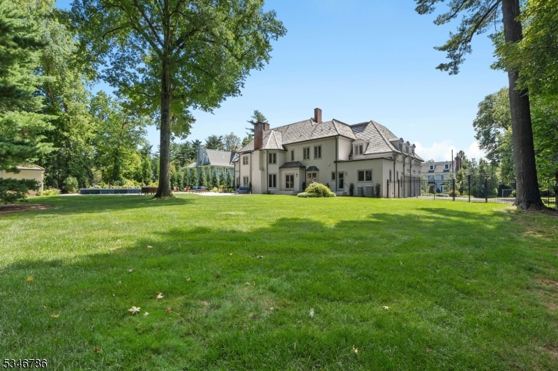 Linden Lane - Residential
