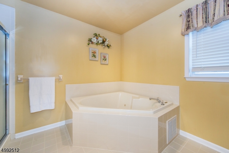 Brittany Hills - Residential