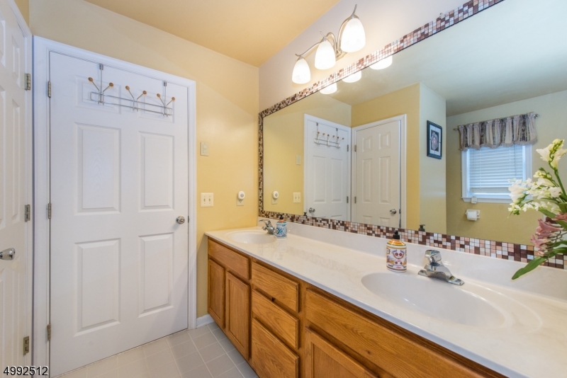 Brittany Hills - Residential