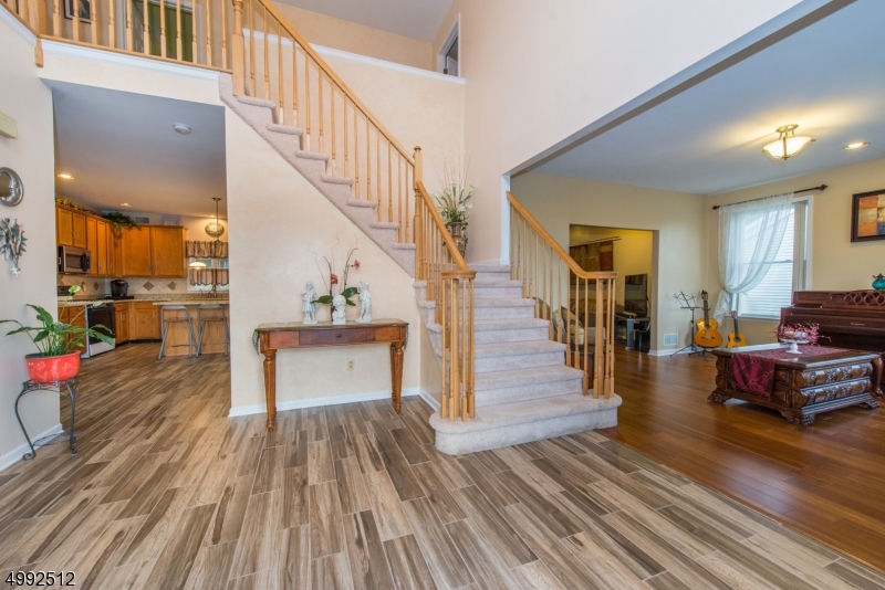 Brittany Hills - Residential