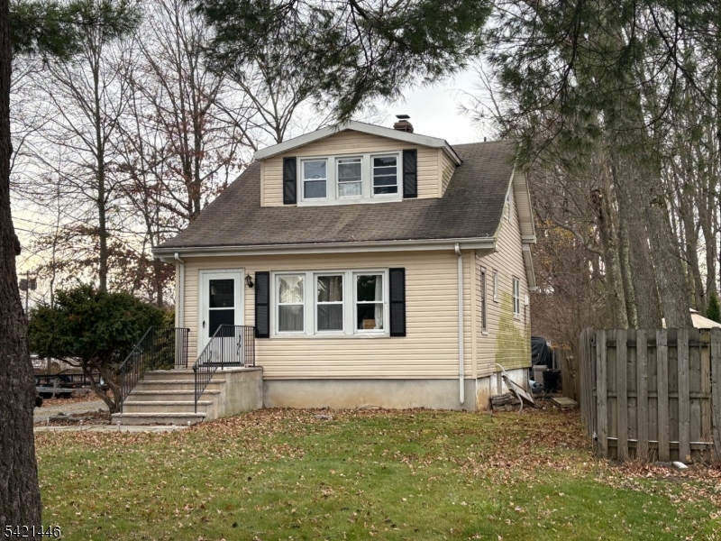 Great opportunity to get into Berkeley Heights with dated home