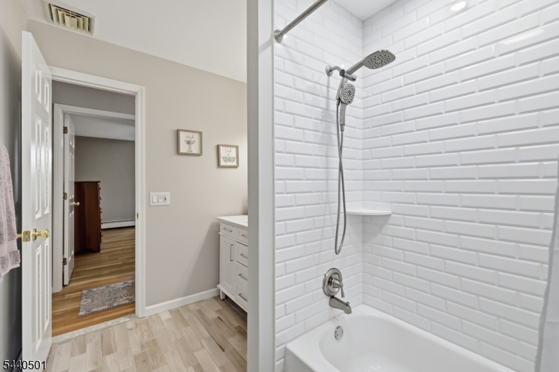 Nestlingwood - Residential