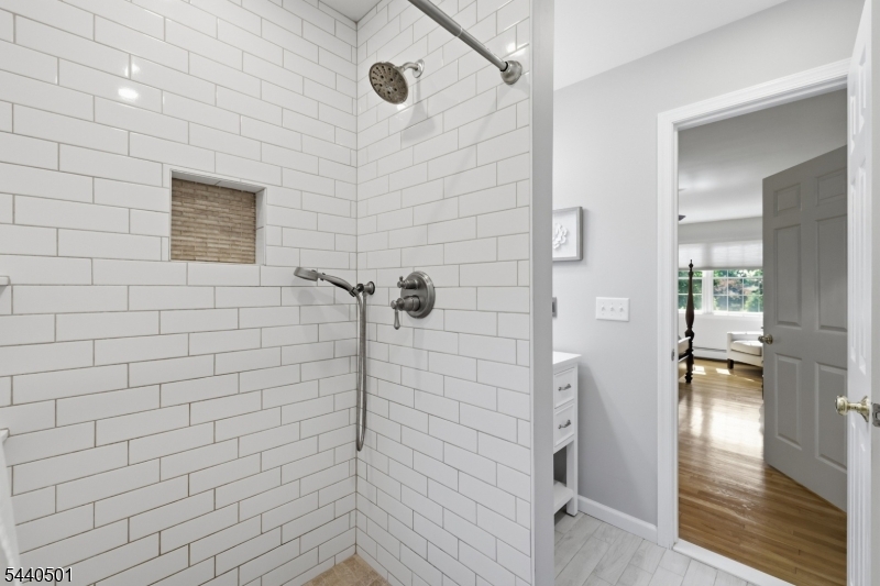 Nestlingwood - Residential