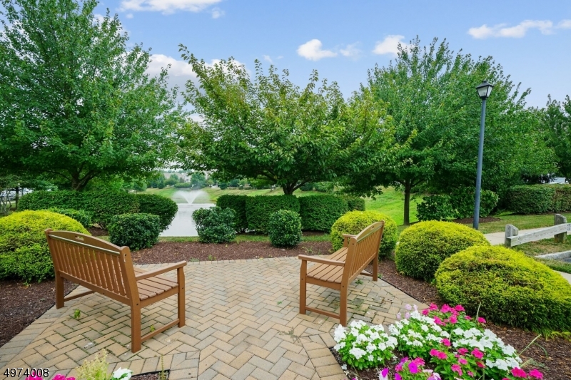 SOMERSET RUN - Residential