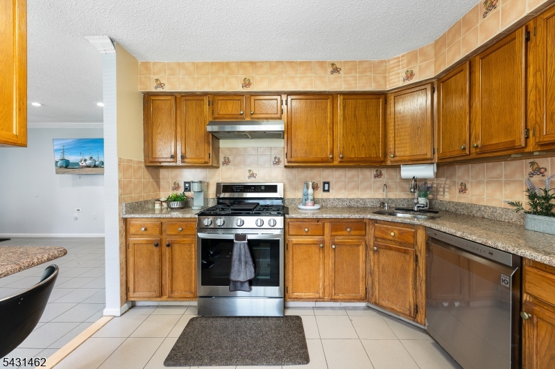Wynnefield at Somerset - Residential