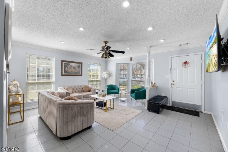 Wynnefield at Somerset - Residential