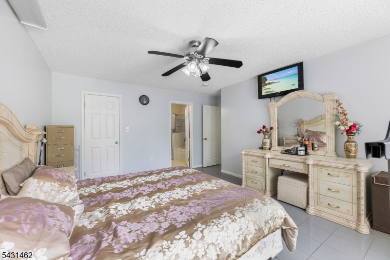 Wynnefield at Somerset - Residential