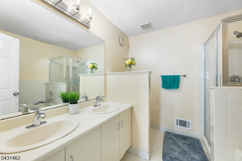 Wynnefield at Somerset - Residential