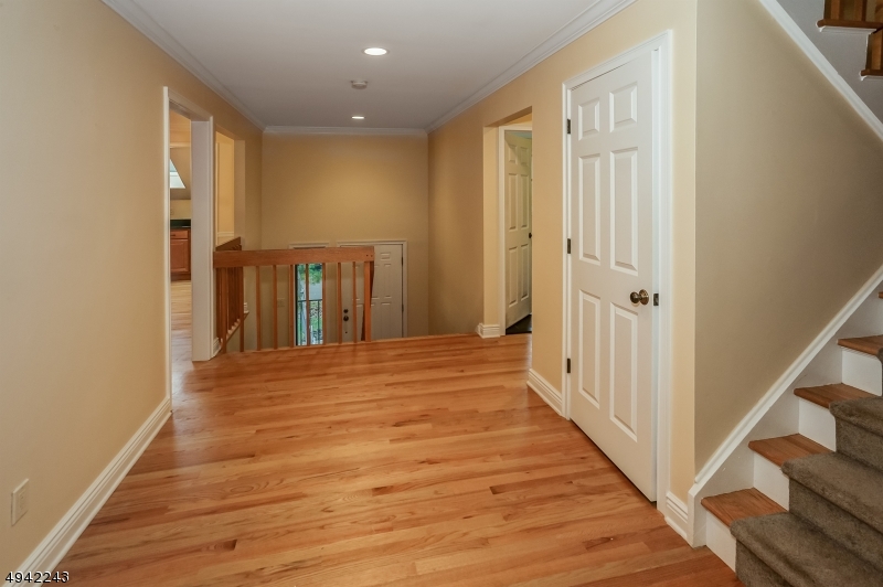 Pine Edge - Residential