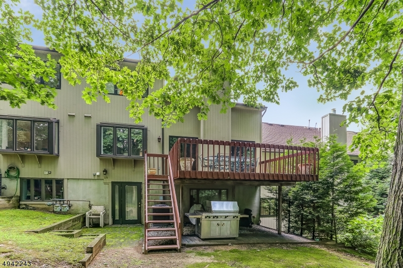 Pine Edge - Residential