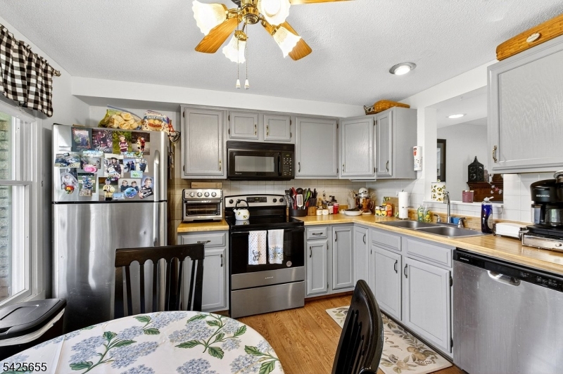 Franklin Meadows - Residential