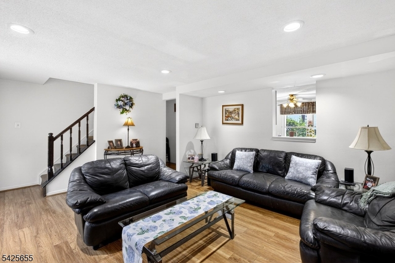 Franklin Meadows - Residential