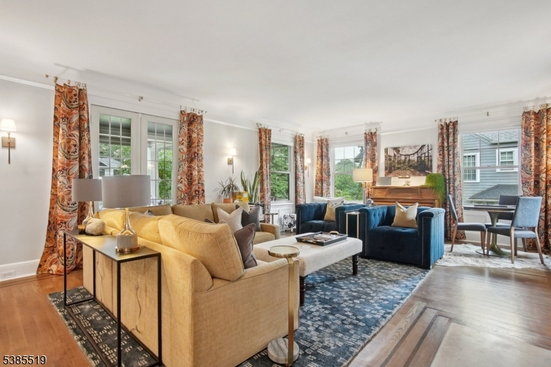Roosevelt Estates - Residential