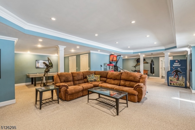 WASHINGTON VALLEY - Residential