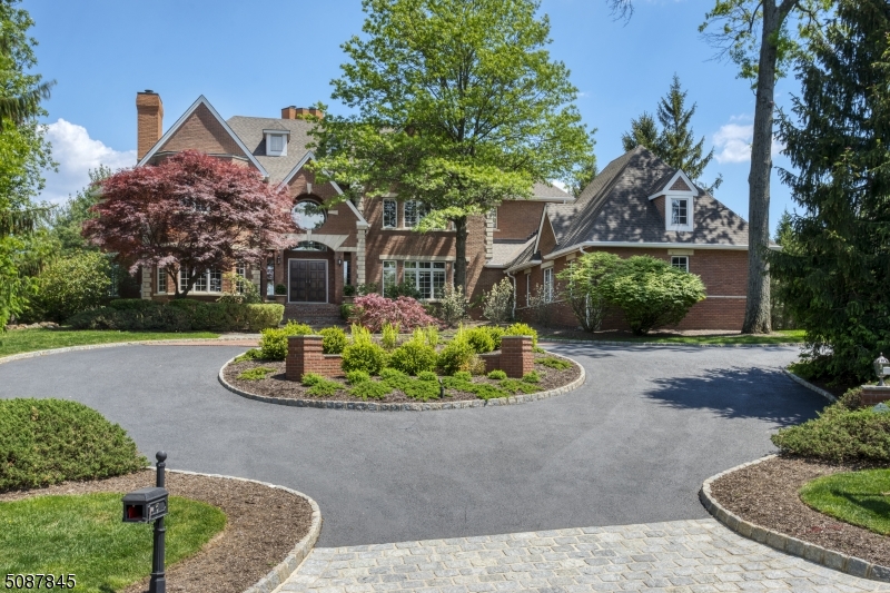 Elegantly renovated 6 bedroom estate in prestigious Bel Air featuring the finest of finishes and modern amenities. Newly installed whole house air purification, humidification and water filtration systems; updated Control4 home automation and legacy Bang & Olufsen integrated music systems; 5 full, 2 half tastefully updated baths; modernized kitchen with Poggenpohl cabinetry, phyllite stone counters, glass-tiled backsplash and new JennAir/Sub-Zero appliance package; first floor en-suite, laundry room, library and butler's pantry; newly finished basement with full modern bath; NEW roof, gutters, leaders, HVAC, attic fan, gas fireplace inserts, irrigation system, DCS grill and much more. Located on a cul-de-sac in close proximity to houses of worship and upscale shopping/dining. Just 20 miles to NYC!