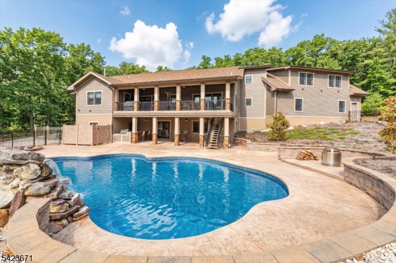 Far hills - Residential