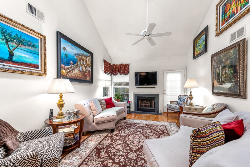 WOODMONT NORTH - Residential Lease