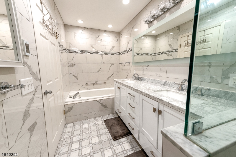 WOODMONT NORTH - Residential Lease