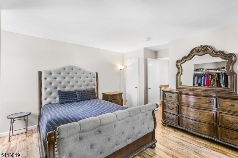 The Meadows at Roxbury - Residential