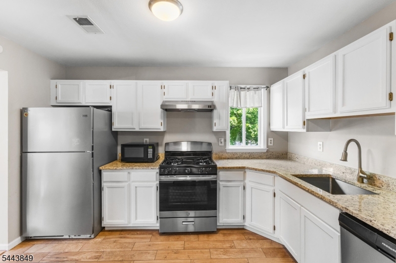 The Meadows at Roxbury - Residential