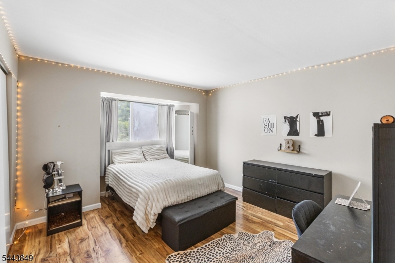 The Meadows at Roxbury - Residential