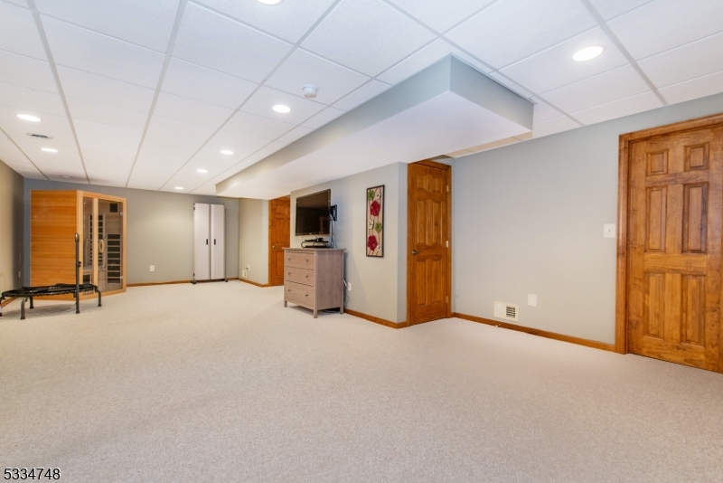 Pondview - Residential