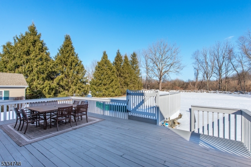 Pondview - Residential