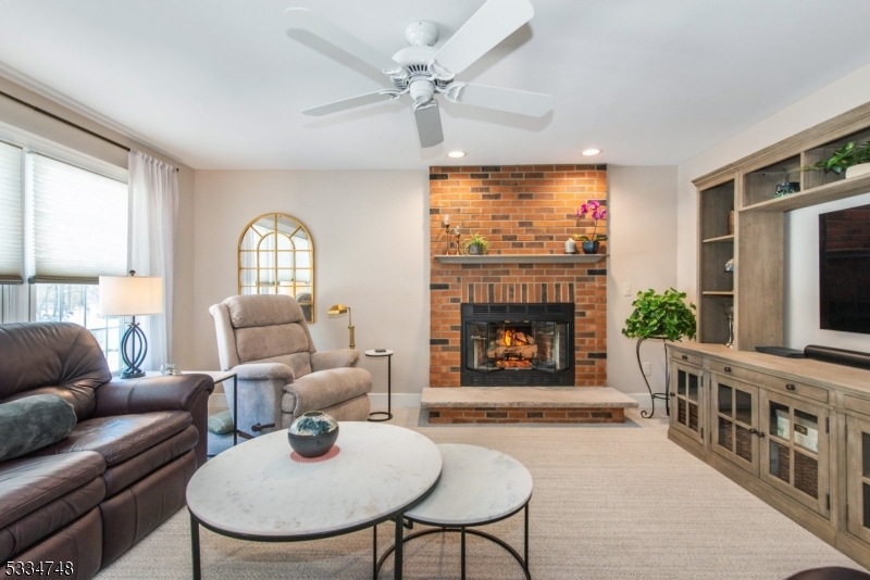 Pondview - Residential