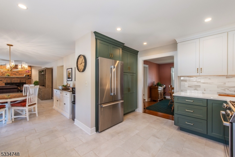 Pondview - Residential